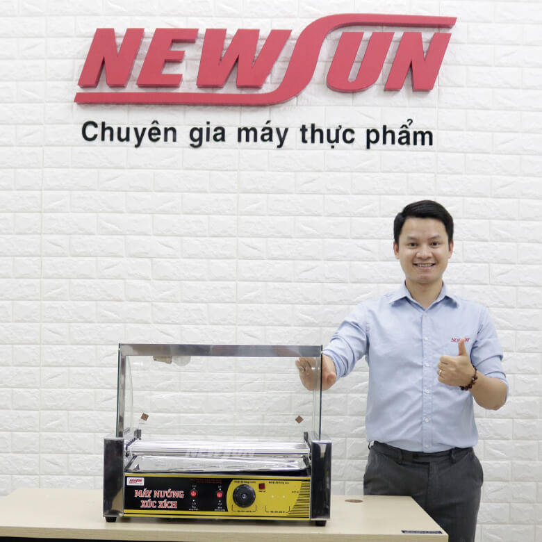 Máy nướng xúc xích 5 thanh Thiết kế 3 mặt kính cường lực trong suốt