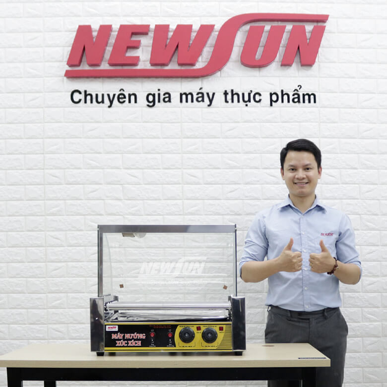 Máy nướng xúc xích 7 thanh Thiết kế nhỏ gọn, không chiếm nhiều diện tích